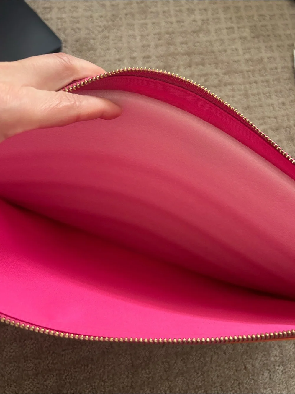 Pink and Orange Patterned Tablet laptop Sleeve with Zip Closure